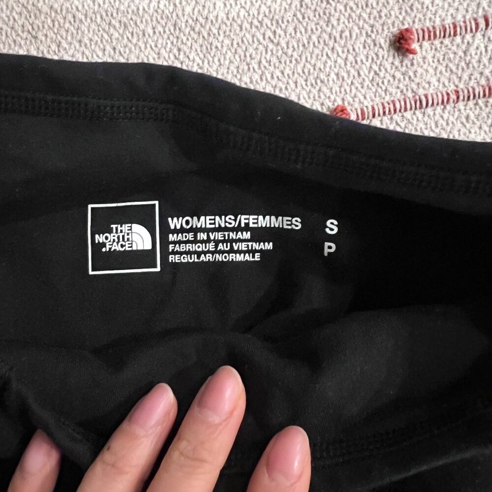 Northface Capri Legging with pockets - Size S, Black